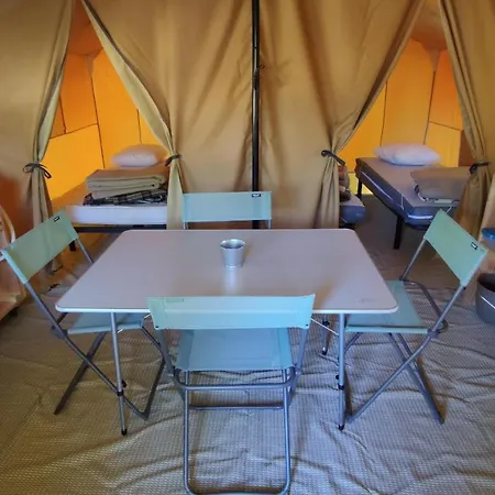 Camping Onlycamp Le Port Saint-Benoît-sur-Loire Esterno foto